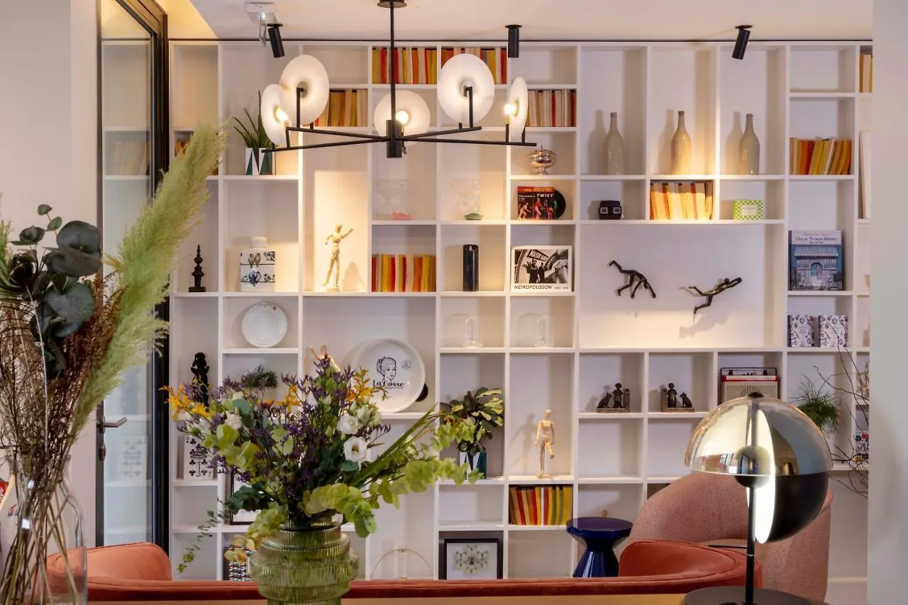 Hotel Dadou Paris France