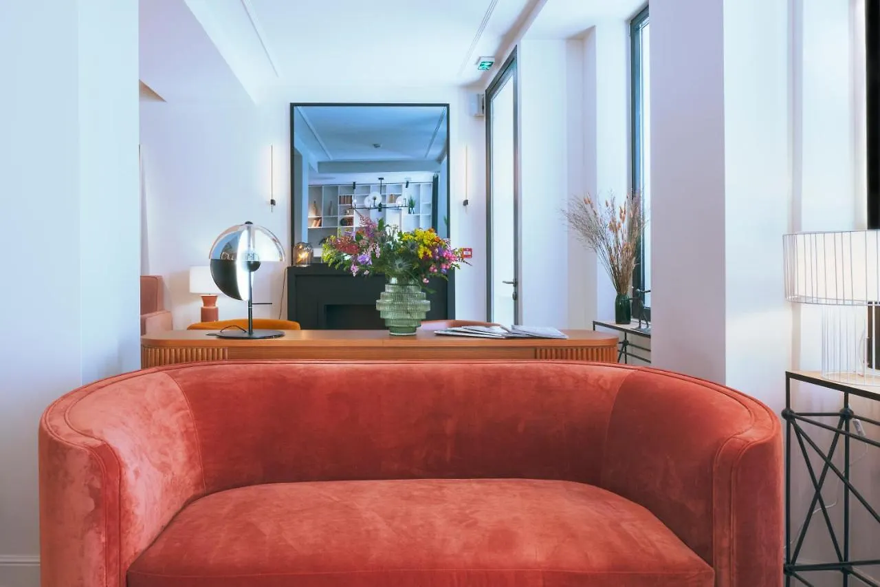 Hotel Dadou باريس